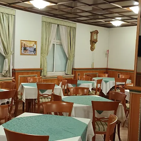 Casa Per Ferie Mater Ecclesiae Delle Suore Teatine Gasthof