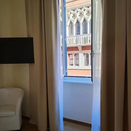 Dolce Domus Esedra