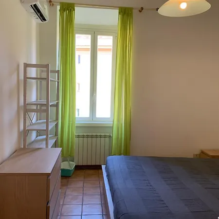Flat Nearby Vaticano - Caracciolo 4 *