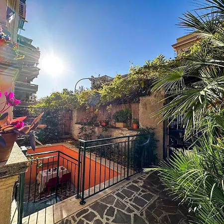 Appartamento Turistico Al Villino Del Melograno