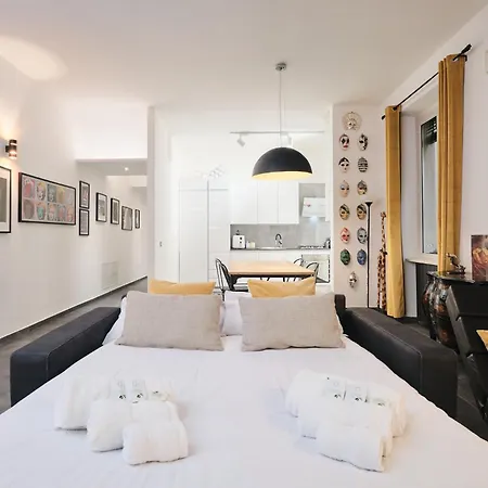 Elegante A Pochi Passi Dal Centro Apartment *