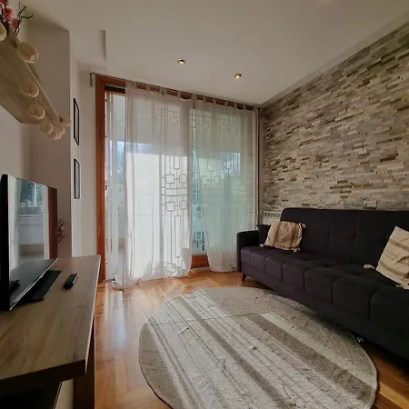 Riva Aurelia Apartment