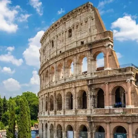 And Historic Rione Near Colosseo Apartment Rome