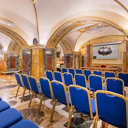 Hotel Des Epoques