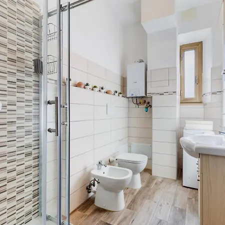 Apartment Bright And Spacious 2bdr Rome