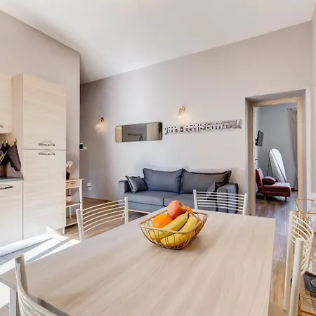 Bright And Spacious 2bdr *