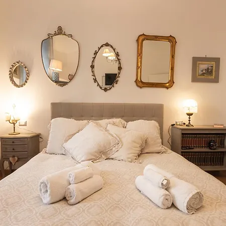 Apartment La Casa Di Vittorio Boutique Ottaviano San Pietro