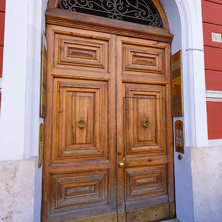 La Casa Di Vittorio Boutique Ottaviano San Pietro Appartamento *