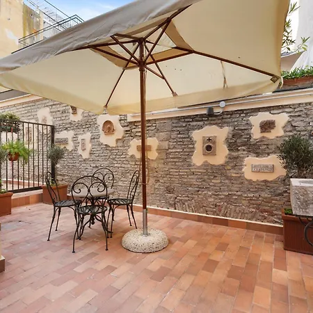 Domus Minelli Navona By Ghor Apartment *