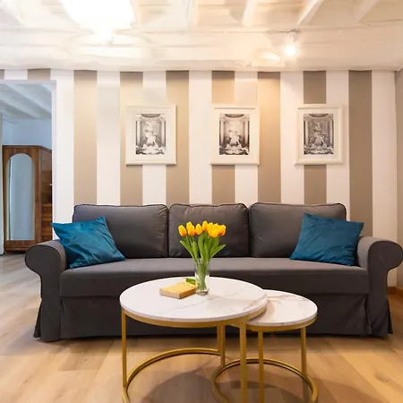 Apartment Elegantis Monti *