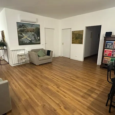Riversidemellini44 Guest house