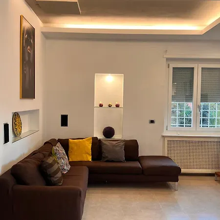 Eur Luxury For 4pp 2 Bedrooms Rome