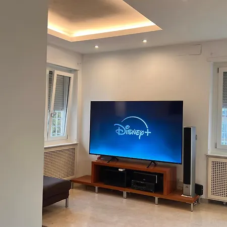 Eur Luxury For 4pp 2 Bedrooms *