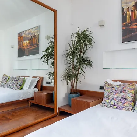 Apartment Eur Luxury For 4pp 2 Bedrooms Rome