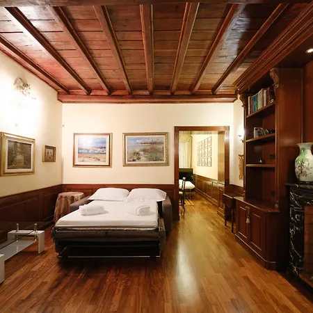 Spanish Steps Retreat Buddyrent Apartment *