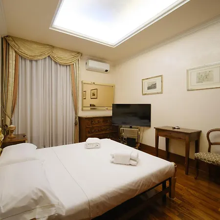 Spanish Steps Retreat Buddyrent Apartment *