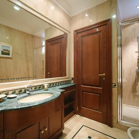 Apartment Spanish Steps Retreat Buddyrent