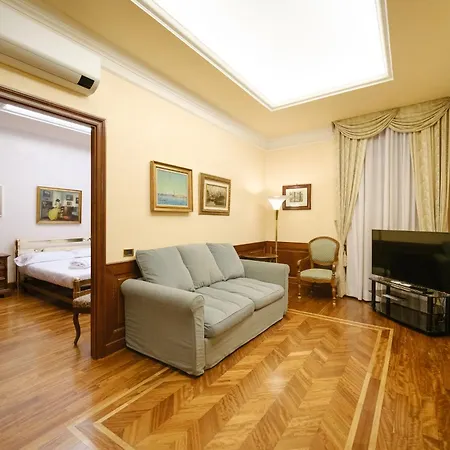 Apartment Spanish Steps Retreat Buddyrent Rome