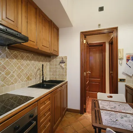 Apartment Spanish Steps Retreat Buddyrent Rome