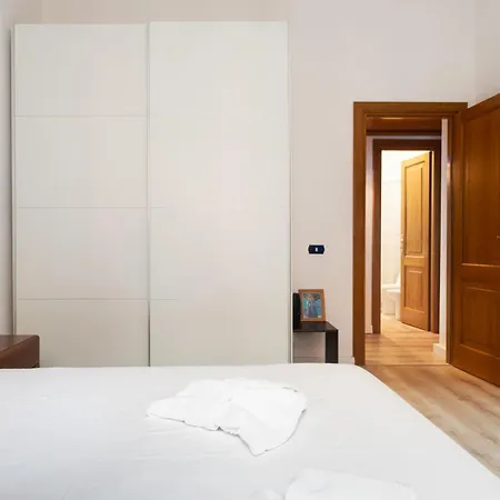 Apartment Confalonieri Place By Oneup Hospitality *