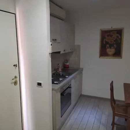 Garbatella Seminterrato Apartament Rzym