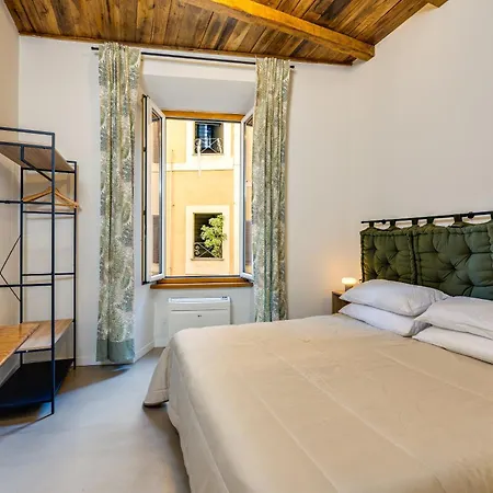 New Trastevere Apartment Rome