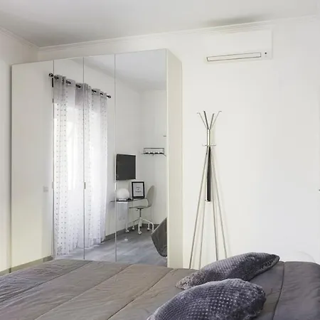Apartment Tuscolana Happy Place *