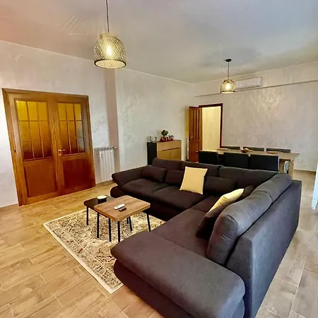 Apartment Tiger Deluxe In *