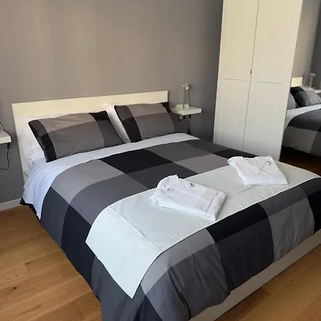 Vb's Luxury Flat Rom