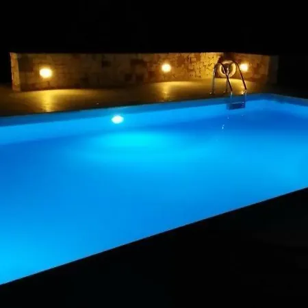 Trullo Amato With Exclusive Pool