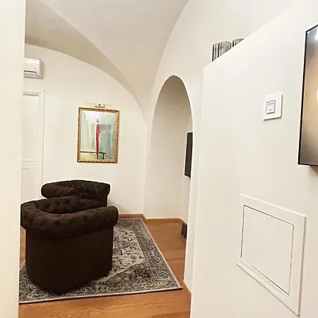 Trithome Apartment *