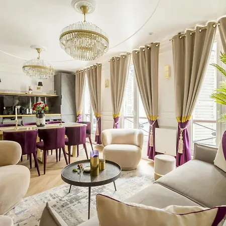 Briarwood Estate Apartment *