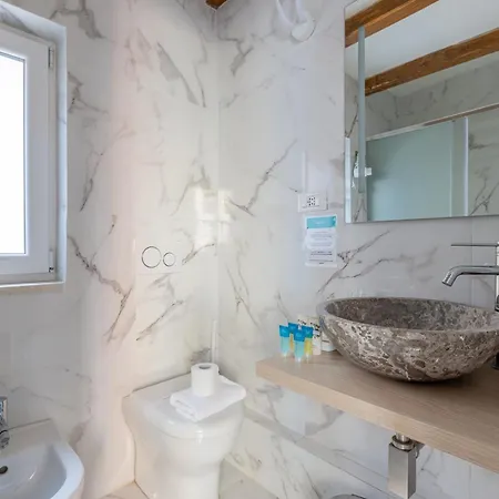 Guardabassi Collection - Vatican Luxury Terrace By Varental Apartament