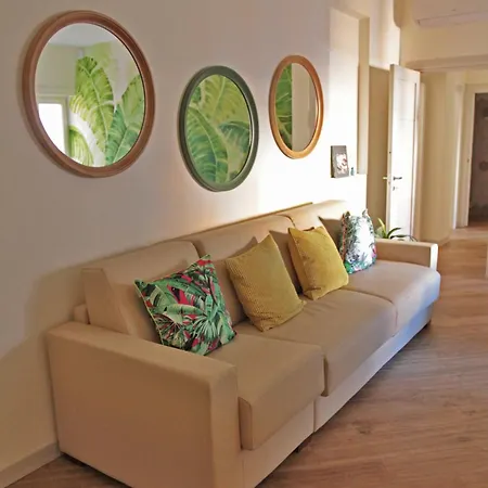 Tropical House Vatican Area *