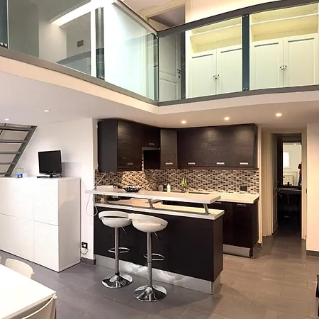 Loft In Old Town Near Termini Station And Rome