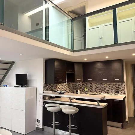 Loft In Old Town Near Termini Station And Rome