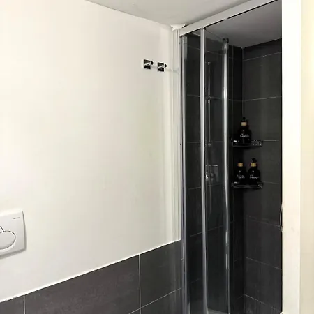 Loft In Old Town Near Termini Station And Apartment Rome