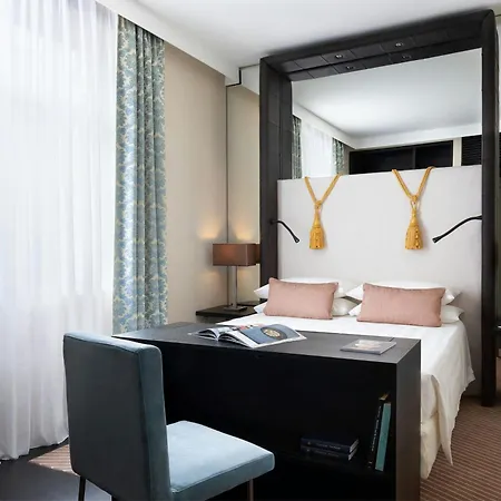 Hotel Sina Bernini Bristol 5*
