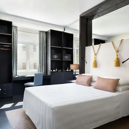 Sina Bernini Bristol Hotel 5*