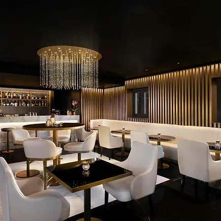 罗马标志性万神殿傲途格精选酒店 酒店 5*