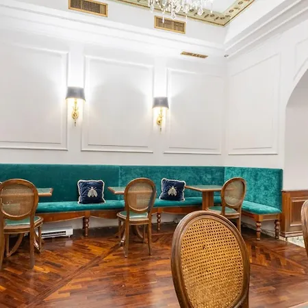 Bed & Breakfast Daphne Trevi Roma