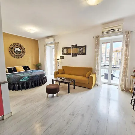 Filiberto Flats Rome