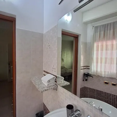 Al Settimo Cielo Cinecitta Guest house *
