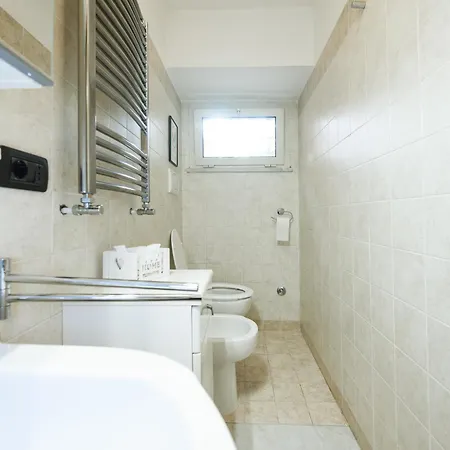 Zizi House * Rome