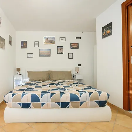 Apartment Zizi House Rome