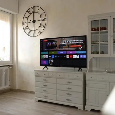 Locazione Turistica Di Carlo Apartment