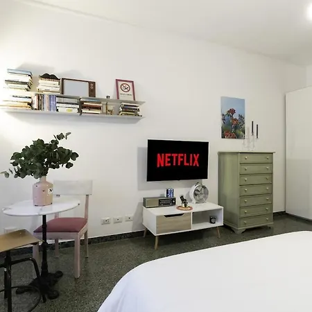 Steps From Vatican & Metro - Angelico Sweet Apartment Rome