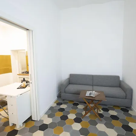 Eclectic In Trendy San Lorenzo *
