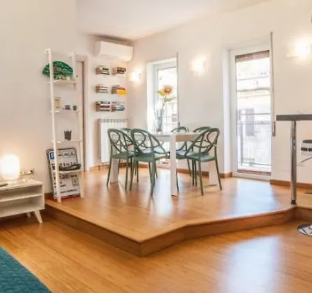 Splendido Attico Con Terrazza A Trastevere Appartamento