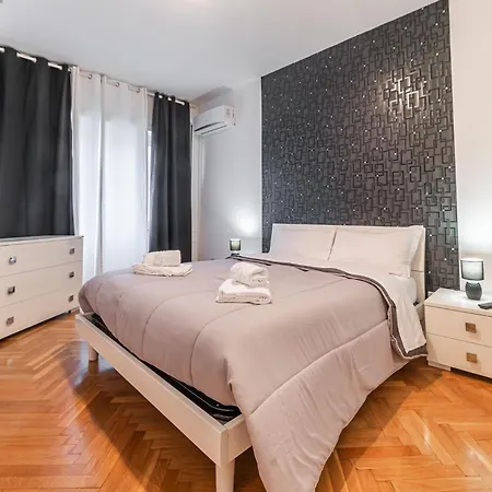 Desire Flat - Vatican - Metro Cipro And Wifi Apartment